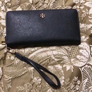 Tory Burch wallet